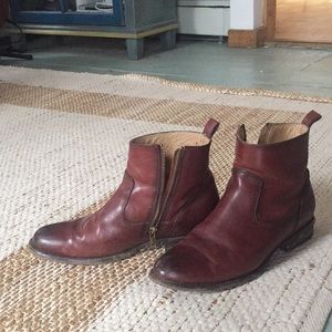 Frye Chelsea boots sz 9
